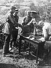 Вручение комсомольских билетов воинам  89 гвардейской стрелковой дивизии. Белгородское направление, июль 1943 года.