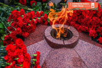 В Белгороде на братской могиле зажжён Вечный огонь